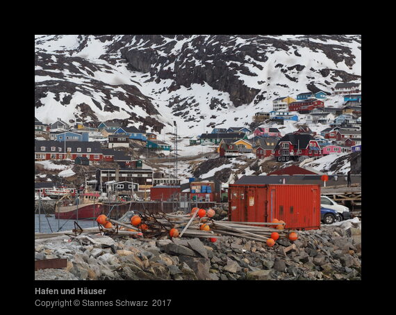 Hafen und Häuser